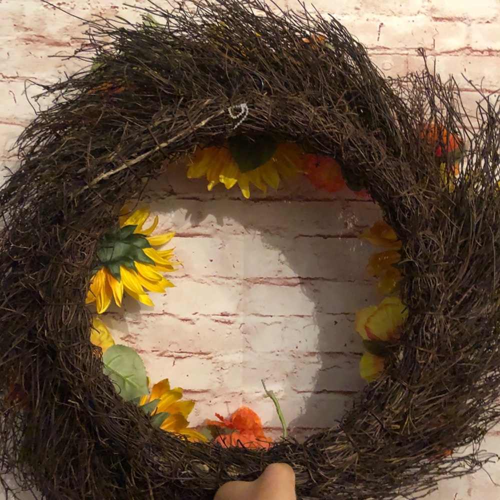 Autumn/Fall Floral Wreath - Picture 3 of 5
